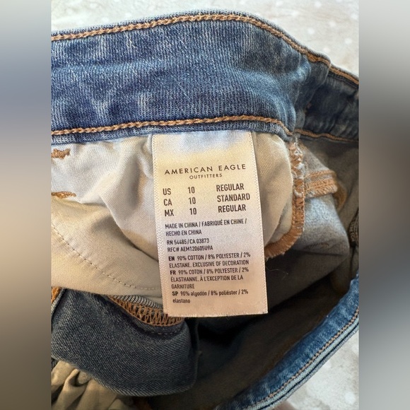 American Eagle Super Hi-Rise Jeggings - Picture 5 of 7